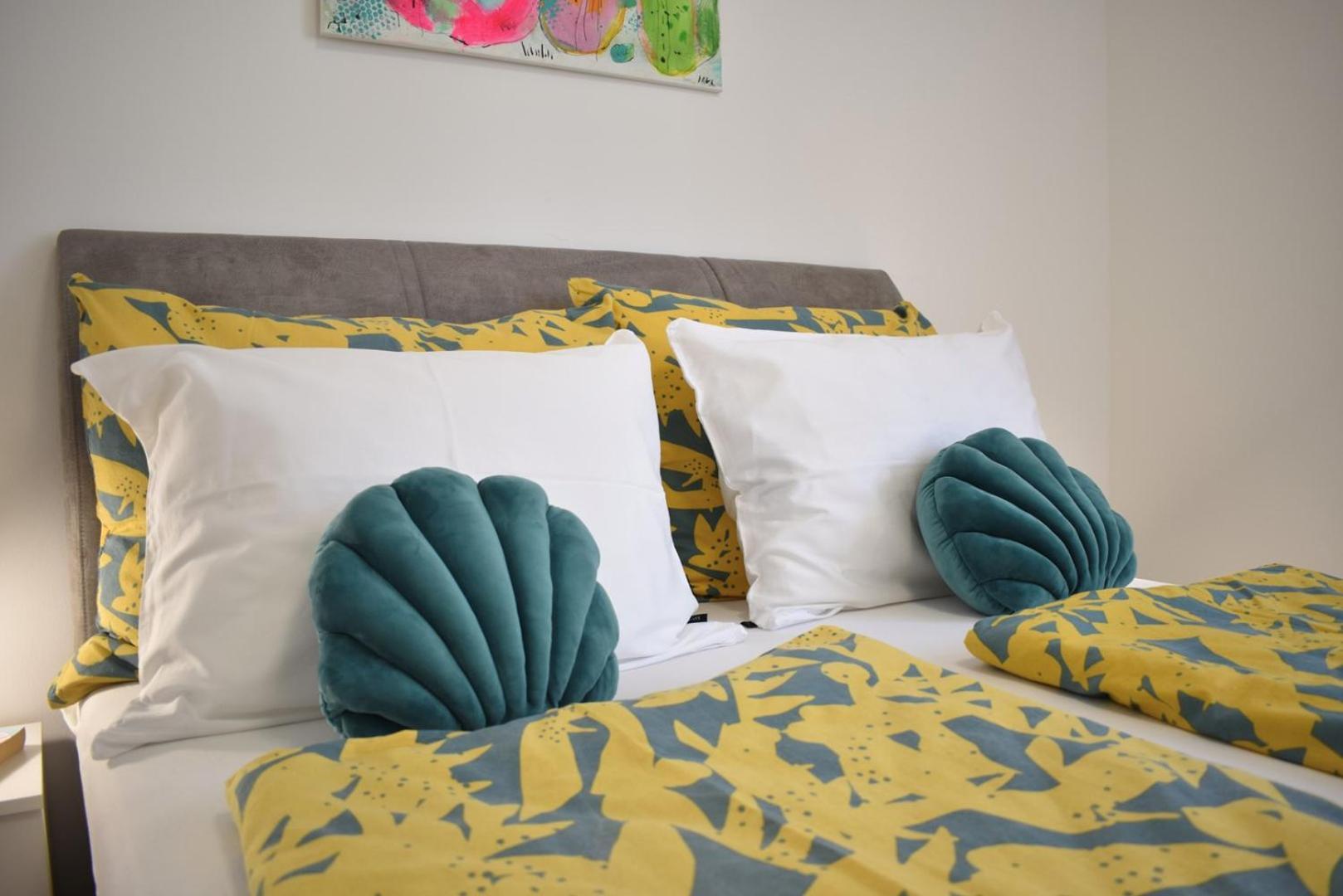 Luxe Central With Private Parking**** Apartma Pula