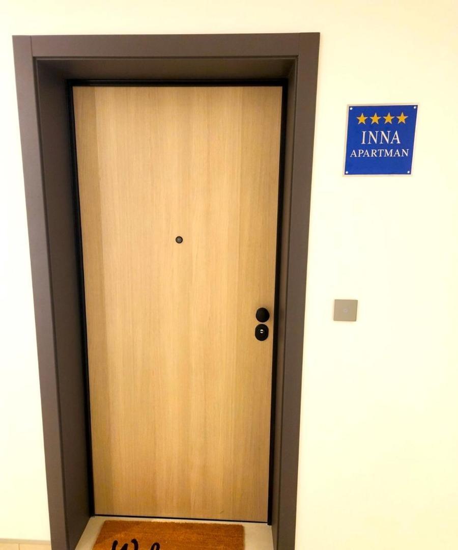 Luxe Central With Private Parking**** * Pula